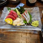 刺身3点盛り(居酒屋 くぅ)