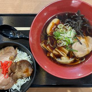 富山ブラック&ミニチャー丼