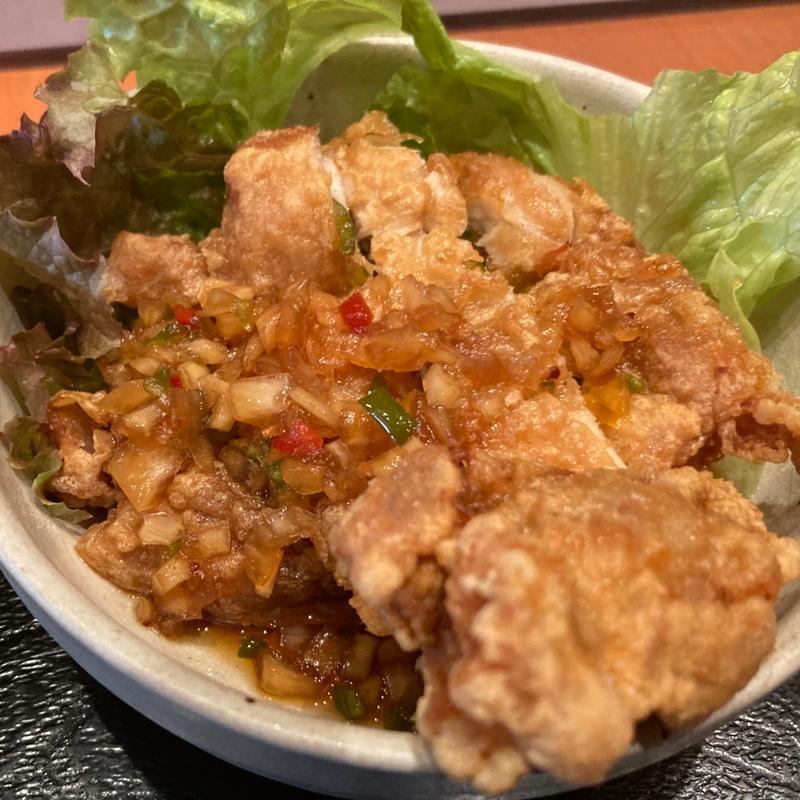 本日のお造りと若鶏唐揚げ香味ソース(楽 （GAKU）)