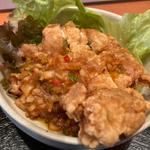 本日のお造りと若鶏唐揚げ香味ソース