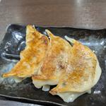 味好の餃子3個
