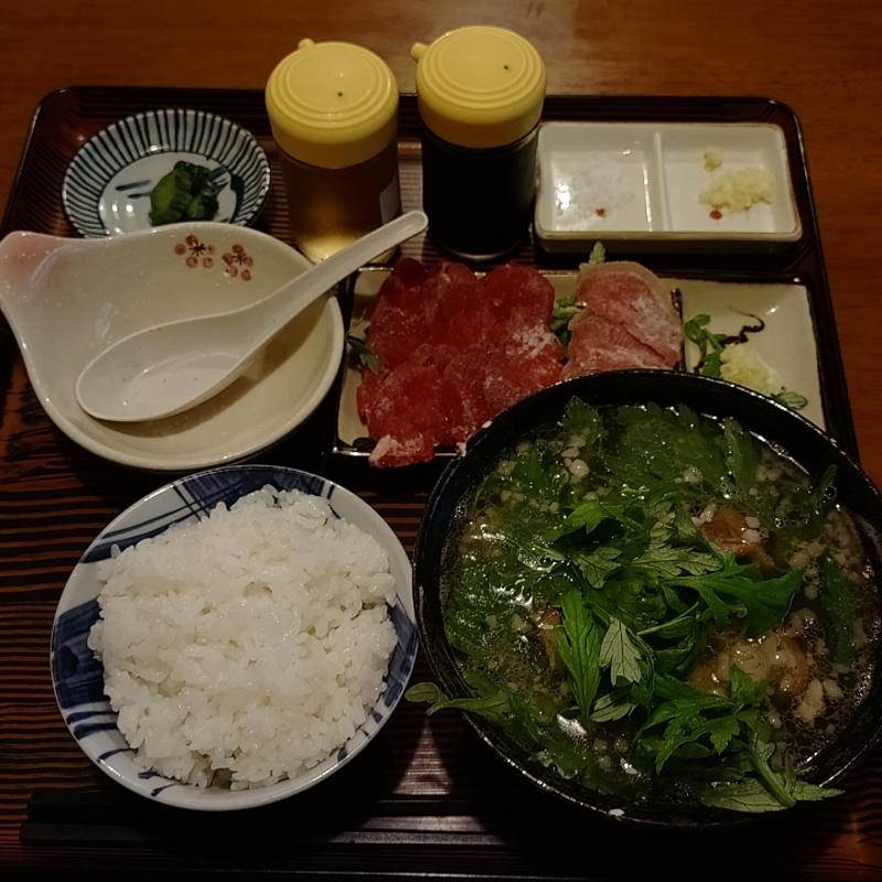 山羊汁＆山羊刺定食(山羊料理 南山 中の町店 )
