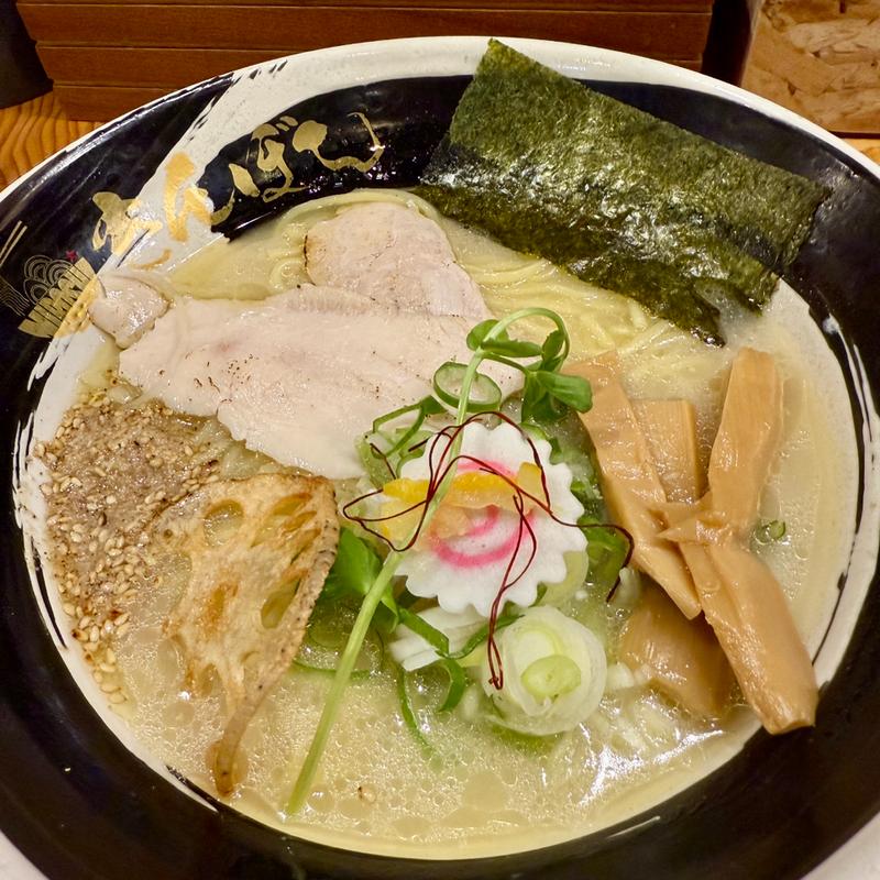 (鶏煮干しそば きんぼし)