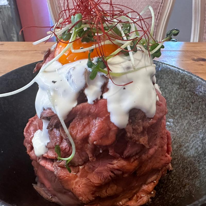 ローストビーフ丼大とミニ牛汁のセット(アンジェロ )