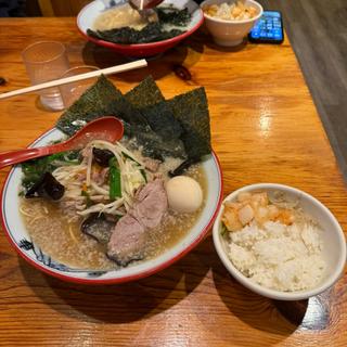 野菜ラーメン　味玉　半ライス(椿　ラーメンショップ 木立店 )