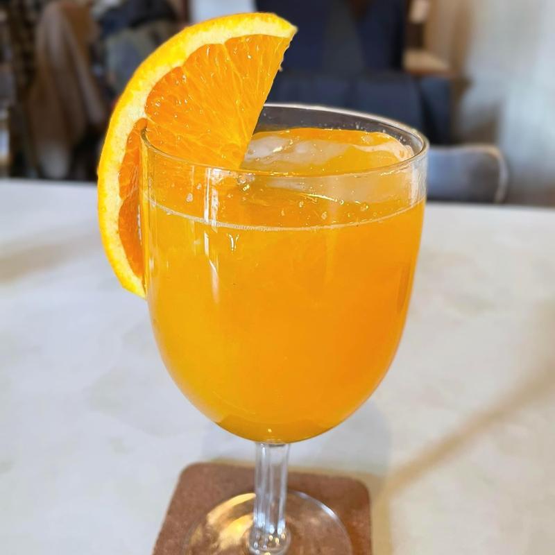 生オレンジジュース(よおしょく屋 )