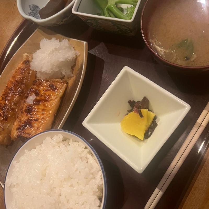 鮭ハラス定食(あん梅 駅前店)