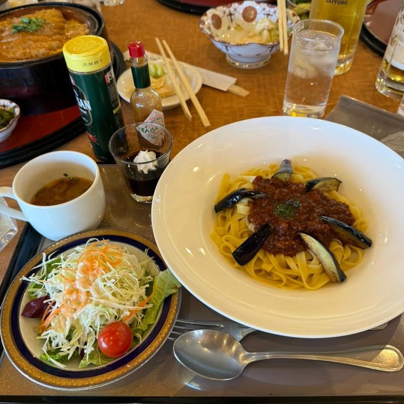 自家製ミートソースと茄子のフェットチーネ(東武藤が丘カントリー倶楽部)