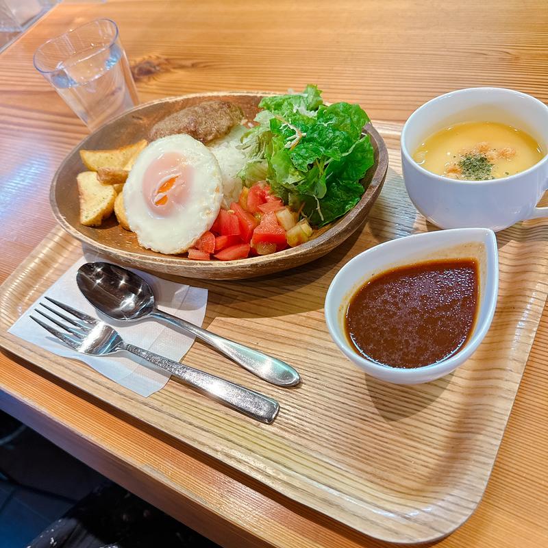 ロコモコ丼(cafeカエデ （カフェ）)