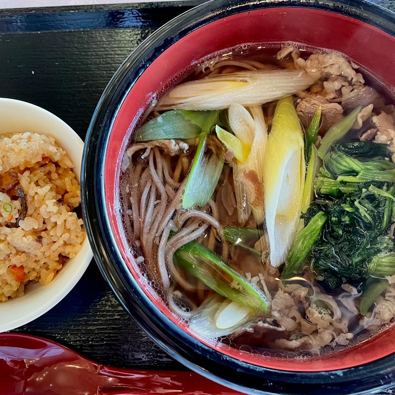 肉そば(トチギ ノース ヒルズ ゴルフ コース レストラン （TOCHIGI North Hills Golf Course レストラン）)