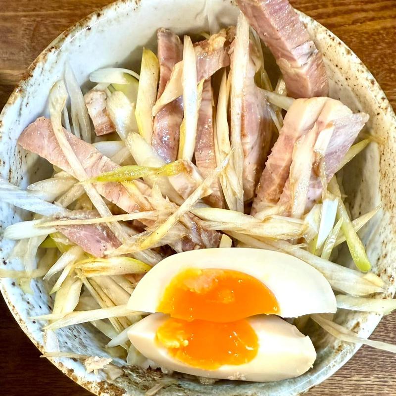 ネギチャーシュー丼(宝華らぁめん （ホウカラァメン）)