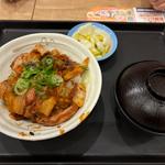 炙り十勝豚丼並盛 お新香(松屋 西尾店（松のや併設）)