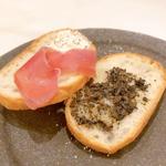 ブルスケッタ2種（お通し）(トロワコパン)