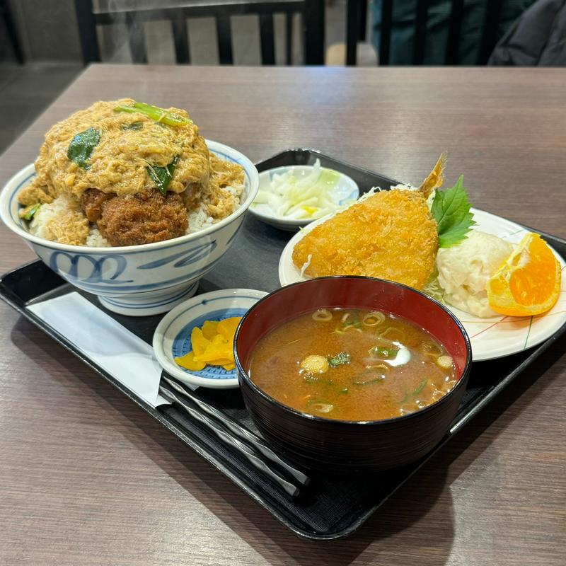 カツ丼定食(玉屋)