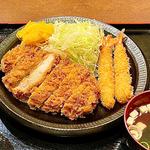 日替わりランチ（とんかつと海老フライ）(川次キッチン)