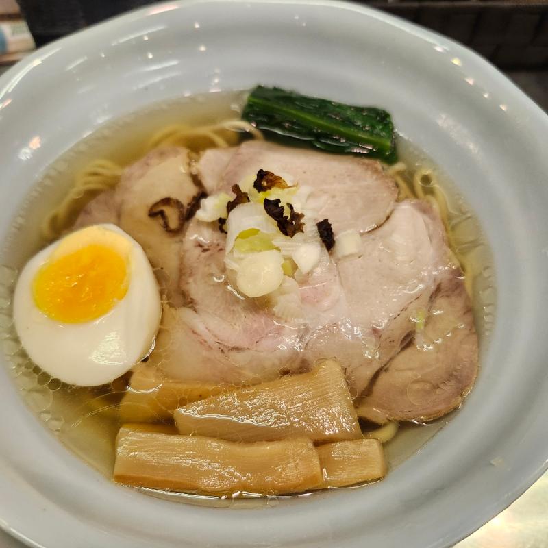 ホタテ香る塩ラーメン(登竜門 )