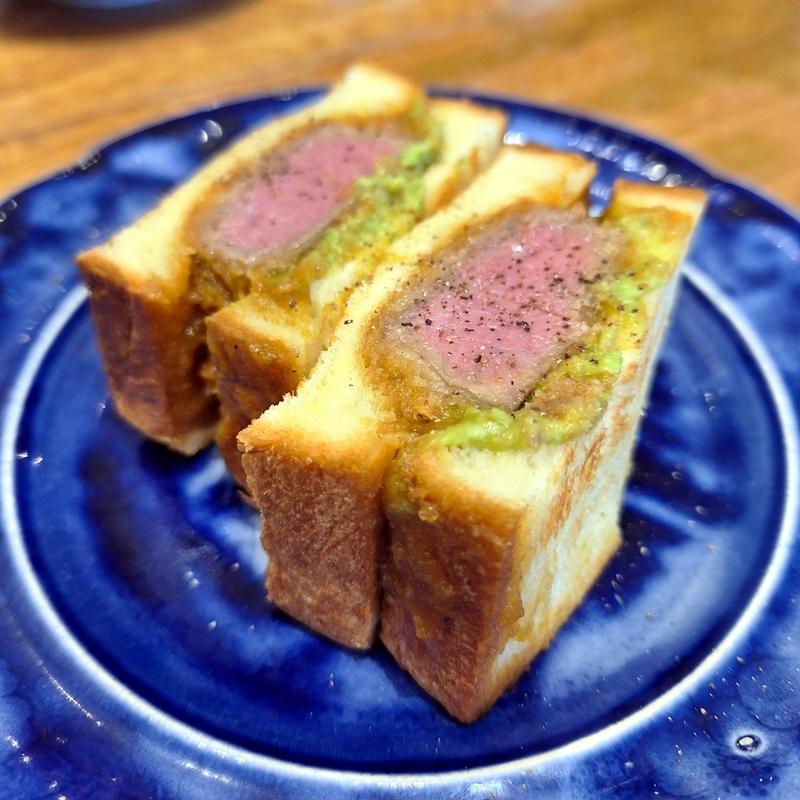 牛ヒレカツサンド(めしや コヤマパーキング)