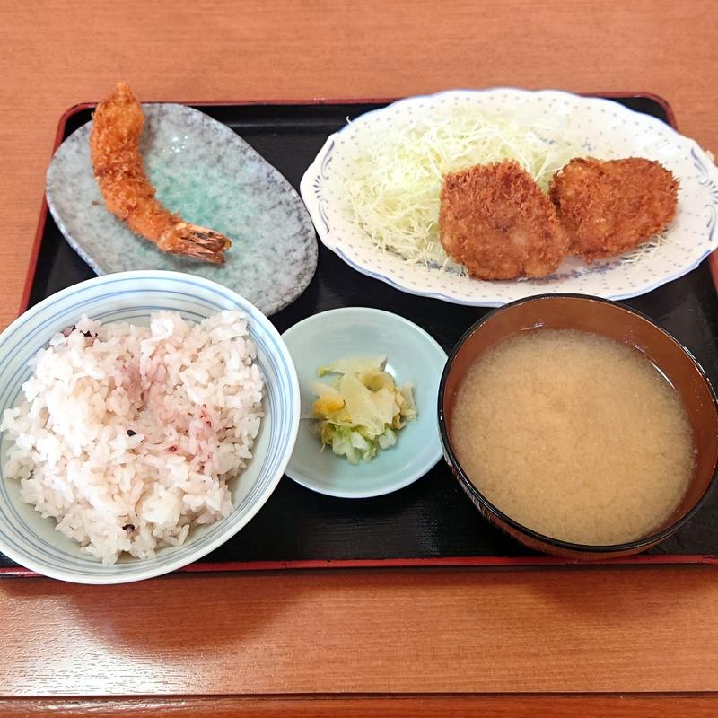 レディース定食(とんかつ うめーや)