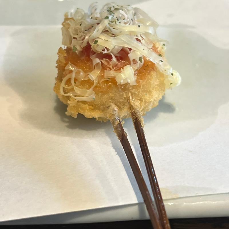 カニクリームコロッケの串揚げ(有馬楽膳 桜)
