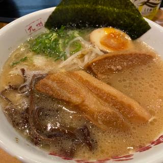 角煮ラーメン(九州筑豊ラーメン山小屋 新北九州空港店)