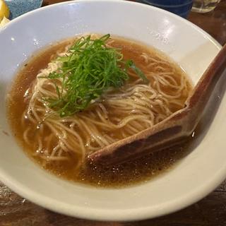 鶏煮干醤油そば(けむり 立川店 )