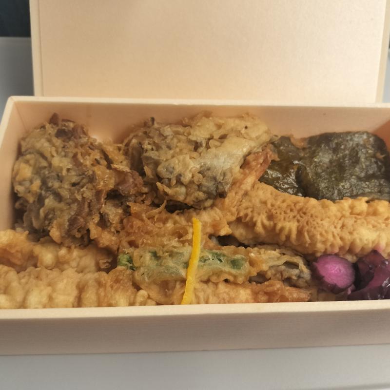 天丼(金子半之助 エキュート品川店)