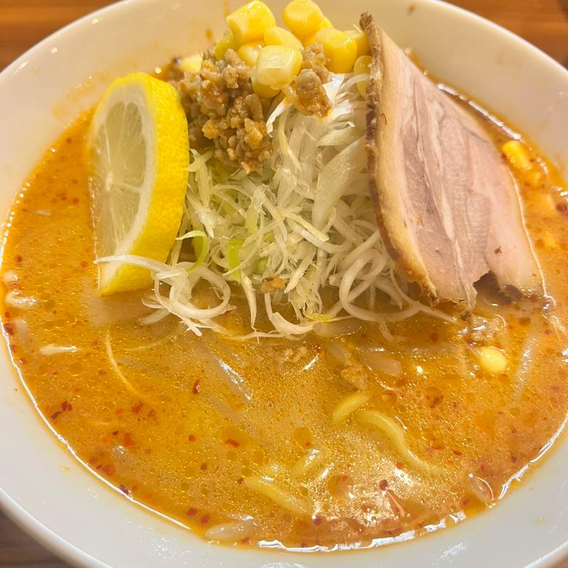 火山ラーメン(としまる)