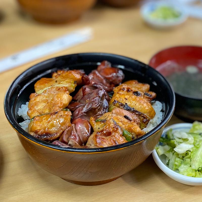 やきとり丼(鳥竹総本店)