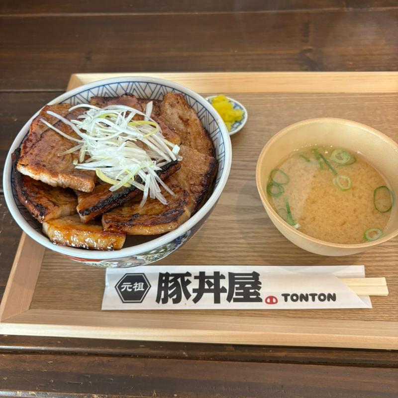 豚バラ丼特盛(豚丼屋TONTON岡崎店)