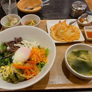 (韓美膳(ハンビジェ) あべのハルカス店)