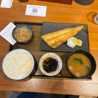 ほっけ焼き定食(恵比寿 土鍋炊ごはん なかよし 本店)