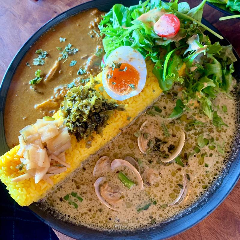 あいがけプレート(大盛り)(カレーショップ スパイスマン)