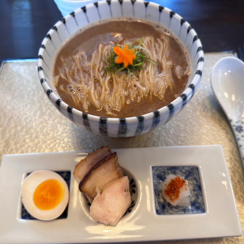 焼き秋刀魚らぁ麺(麺屋八っすんば)