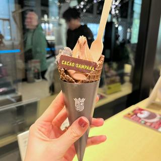 ジャラッツ カカオ 黒トリュフ(カカオ サンパカ 丸の内本店)