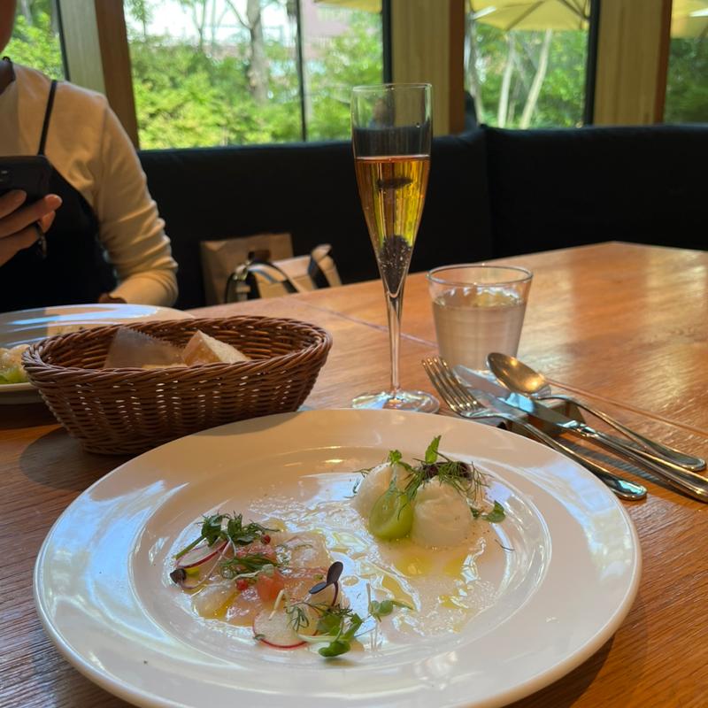 真鯛のカルパッチョ 柑橘のビネグレット(TWELVE GARDENS BAR&GRILL)