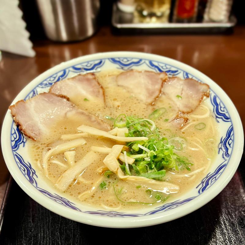 チャーシュー麺(博多麺房赤のれん 西麻布本店)
