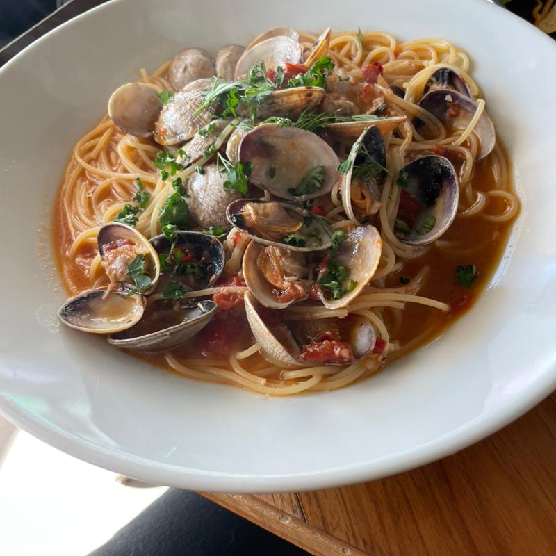 北海道産大粒あさりたっぷりボンゴレビアンコ(ダブルドアーズ・NAVY)