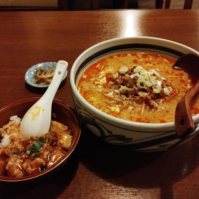 ミニ麻婆丼と担々麺セット(悟空)