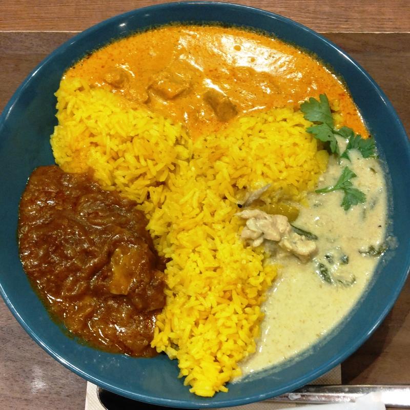 あいがけ3種(無添加スープカレー＆スパイスカレー COSMOS)