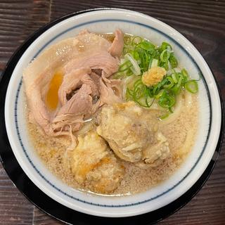 豚バラ鶏天うどん(馬車道うどん 頑陣本店)