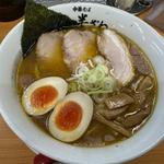 いろいろ炊きラーメン（牡蠣、煮干しなど、塩）