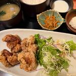 鶏のから揚げ定食(居酒屋 仕立屋 多摩センター店)