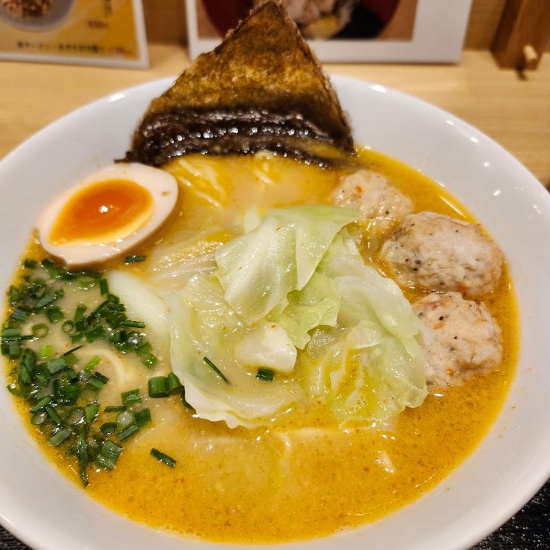 辛胡麻ラーメン(炭焼き×ハイボール 串焼 昌)