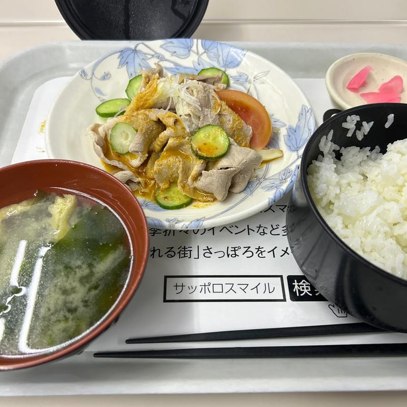すずらん定食（ピリ辛豚しゃぶ）(札幌市役所地下食堂)