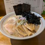 背油煮干しラーメン（息吹特製盛り）(煮干しの息吹)