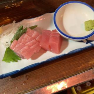 まぐろ刺し(立呑み晩杯屋 大井町)