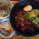 ルーロー麺&担仔麺セット(台南担仔麺 （タイナンターミー）)