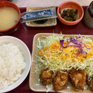 サービス定食(チキン煮込み)(どんじゅう )