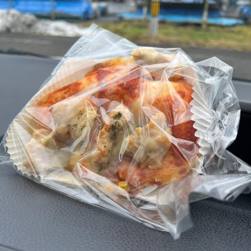 ピザパン(ベーカリーファブリカ)