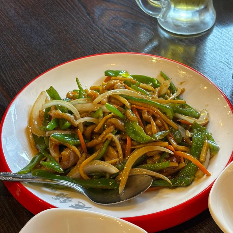 チンジャオロース(老舗元祖! 羽根付餃子 水道橋店)